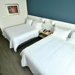 Holiday Inn Express Asuncion Aviadores By Ihg